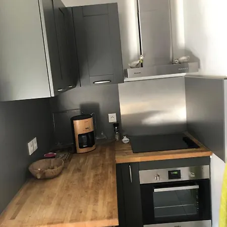 דירה A Proximite Du Centre Et De La A